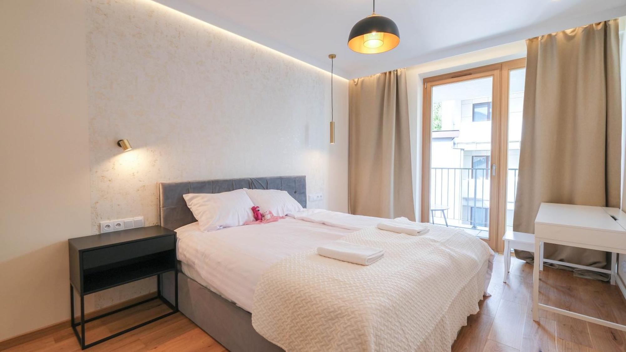 Luxury Apartment Free Parking Wawel Castle 2 Minutes Cracóvia Exterior foto